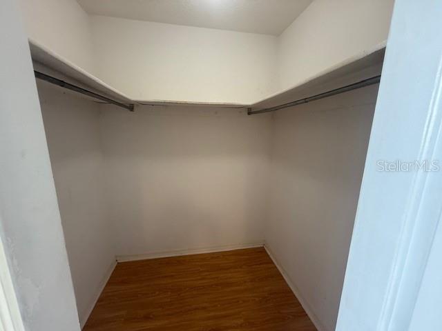 ECON OAKS - Residential