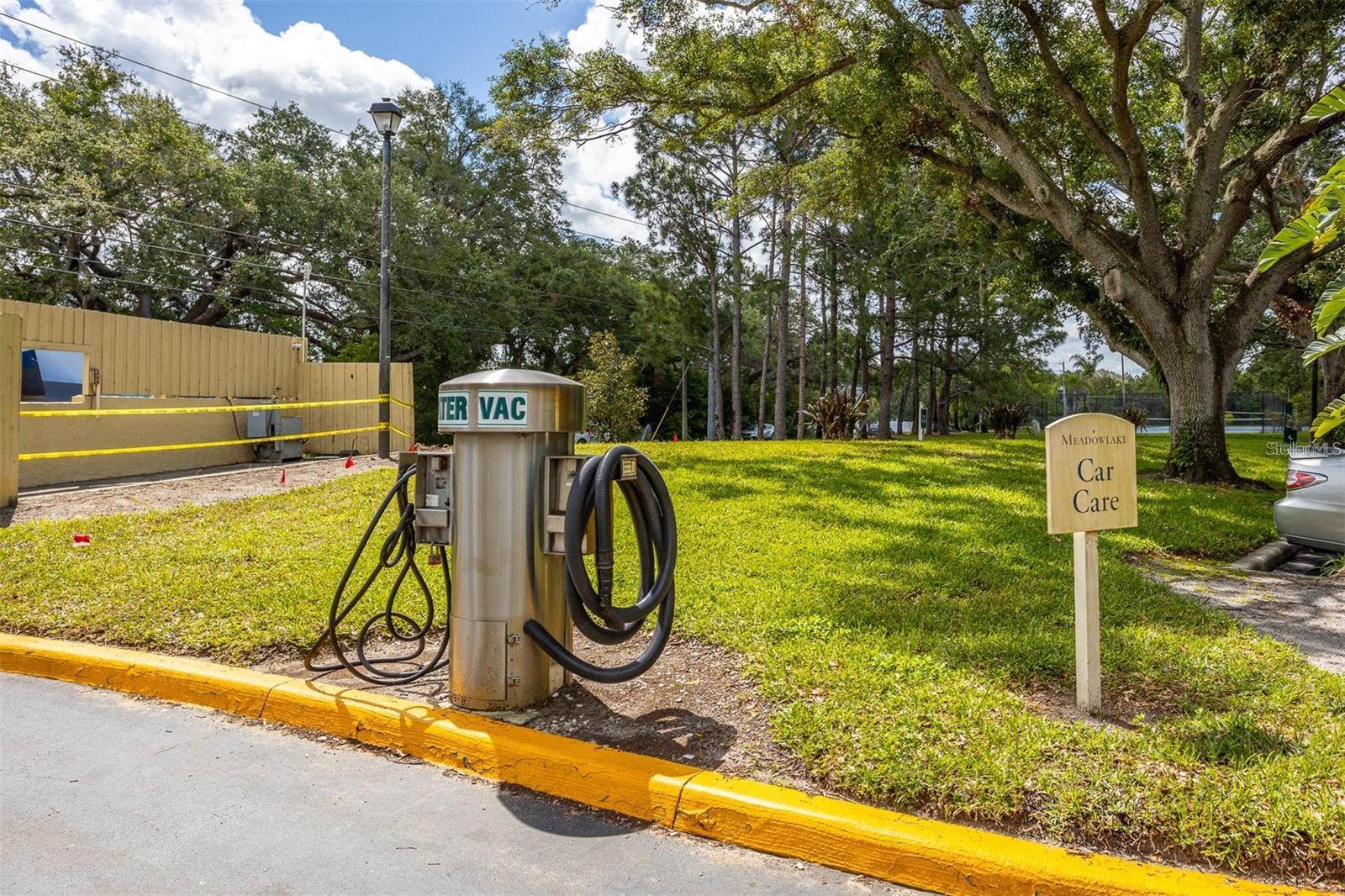 MEADOWLAKE PALM HARBOR CONDO - Residential