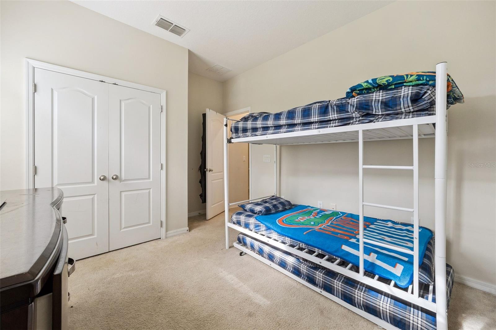 RESERVE/GOLDEN ISLE - Residential