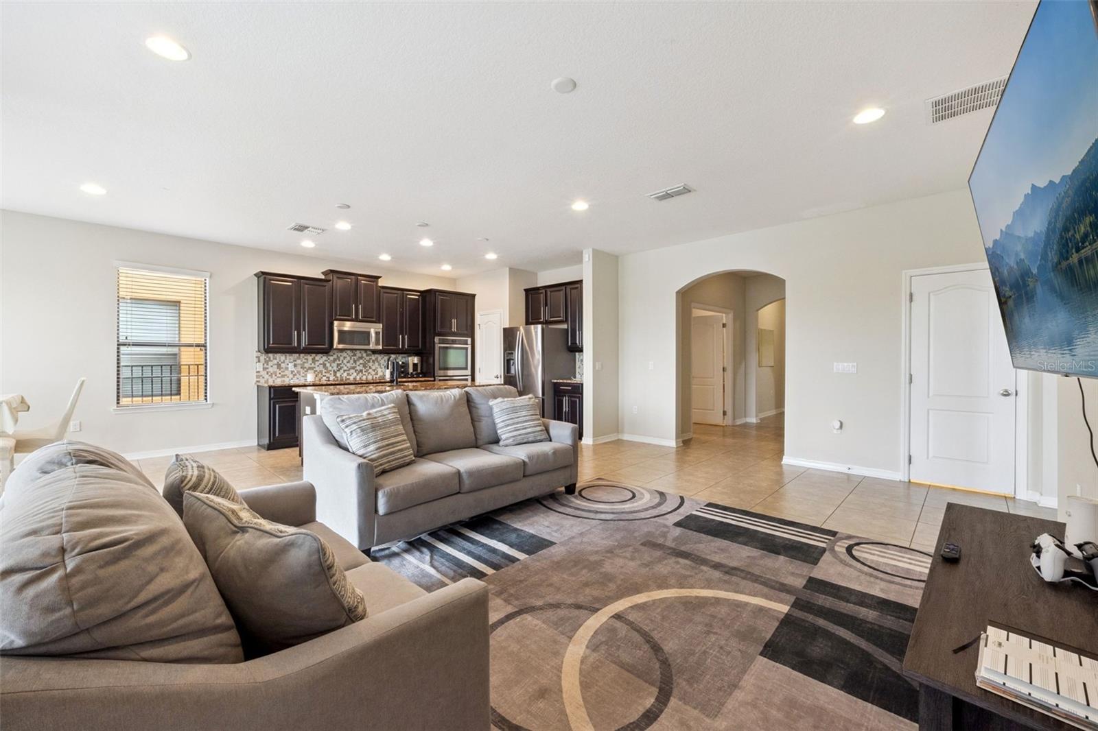 RESERVE/GOLDEN ISLE - Residential