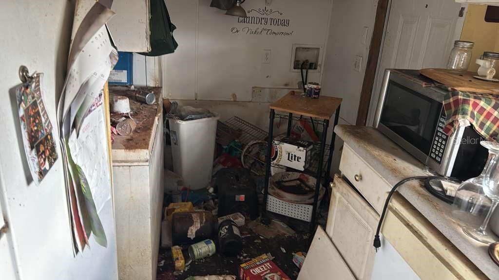 LAKE WALES ESTATES - Residential