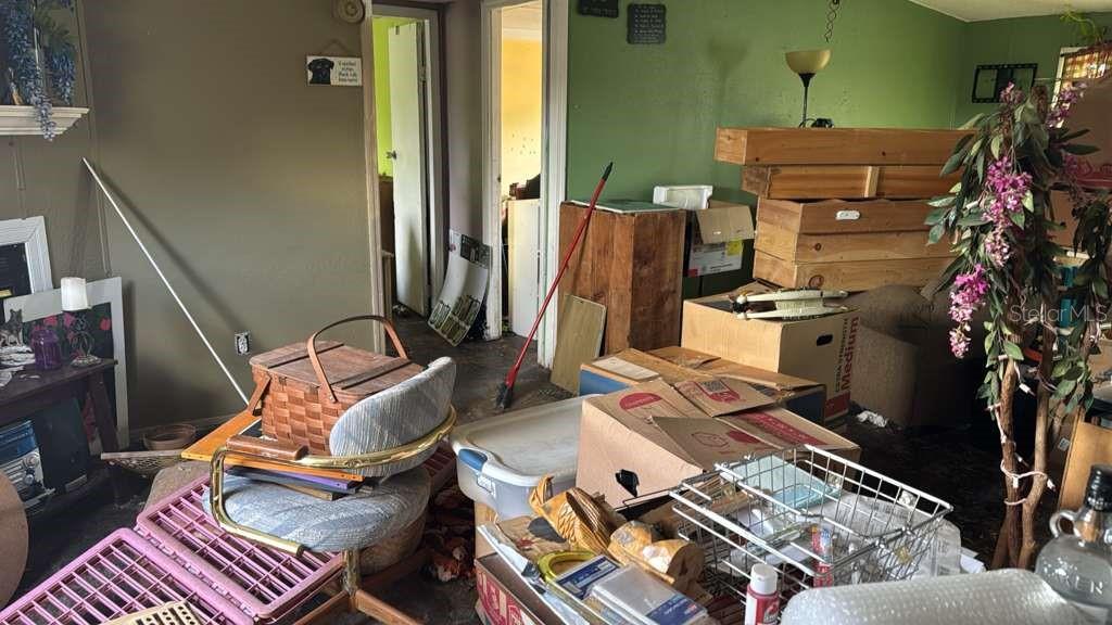 LAKE WALES ESTATES - Residential