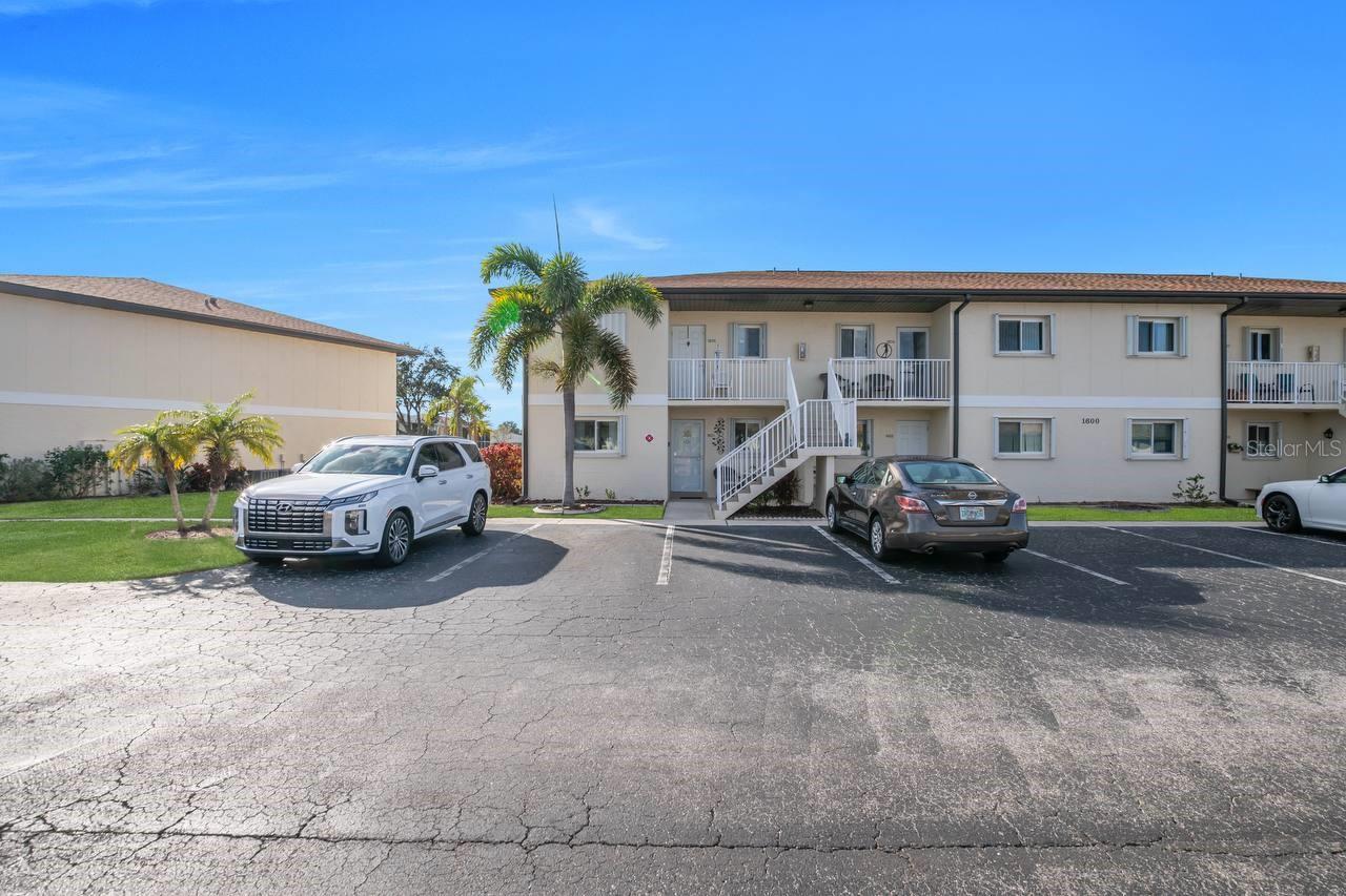 25275 RAMPART BOULEVARD 1601