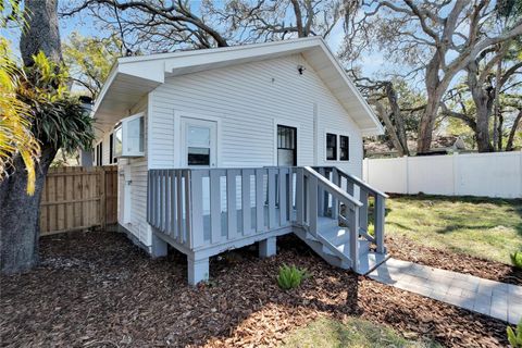 A home in TAMPA