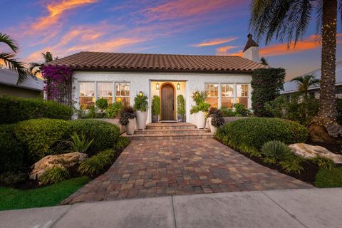 A home in SARASOTA