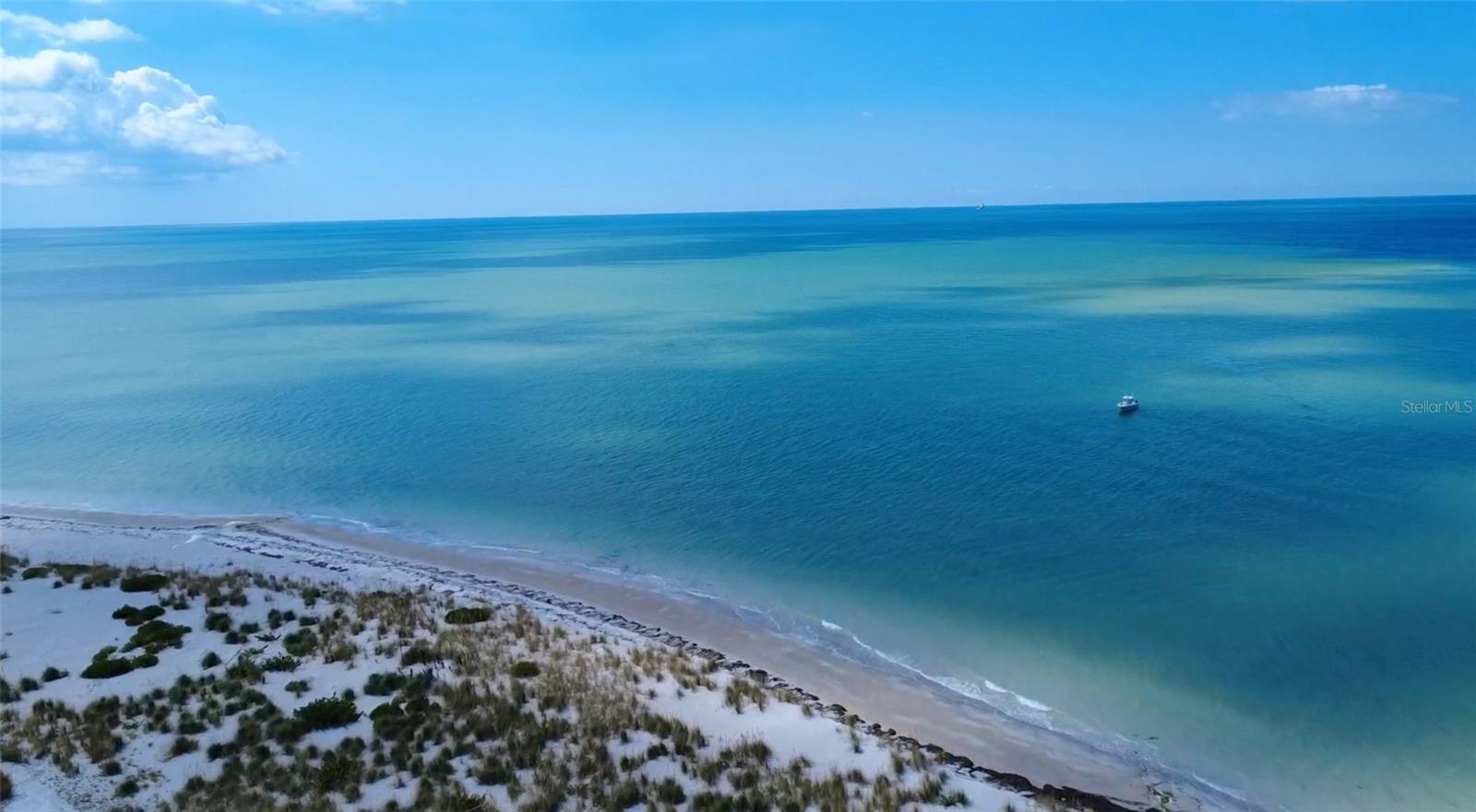 THREE PALMS POINT - Residential