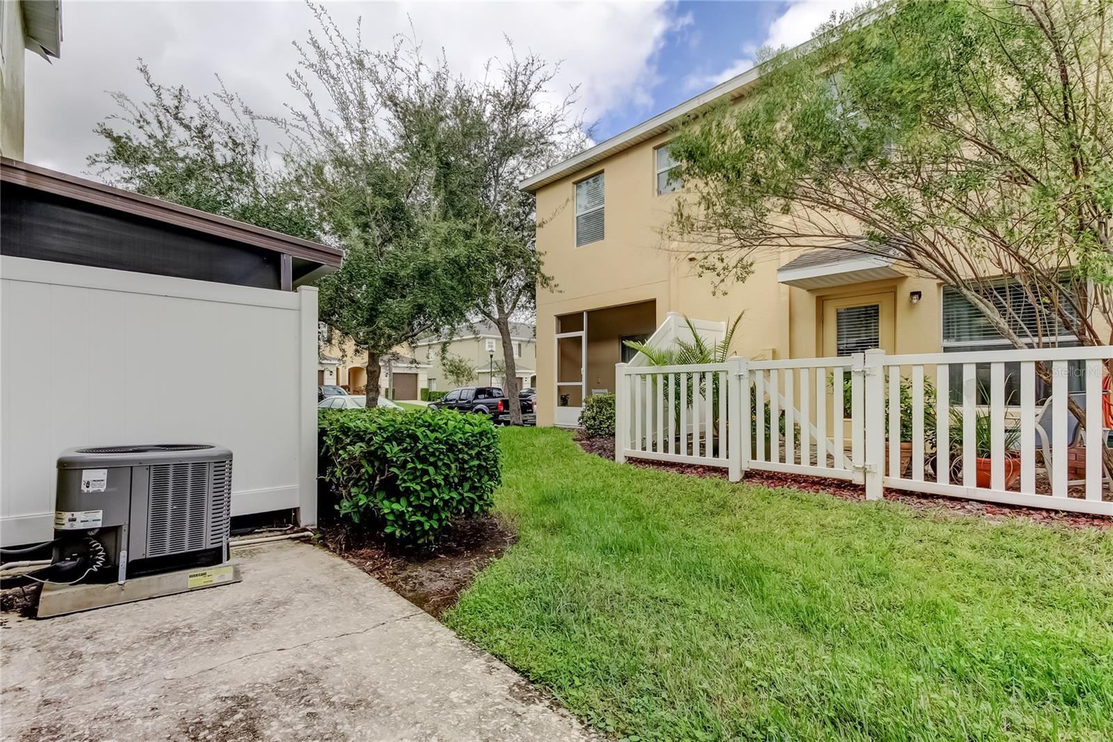 HAMMOCKS - Residential