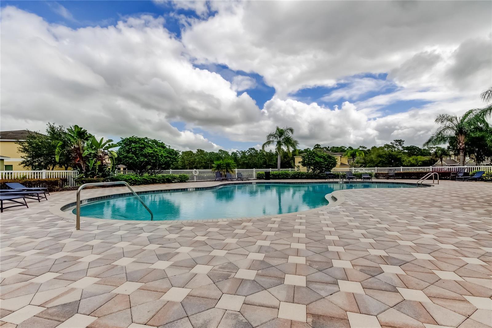 HAMMOCKS - Residential