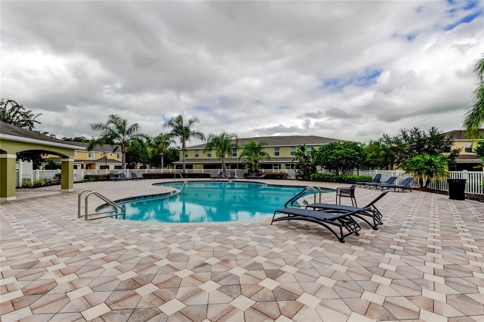 HAMMOCKS - Residential