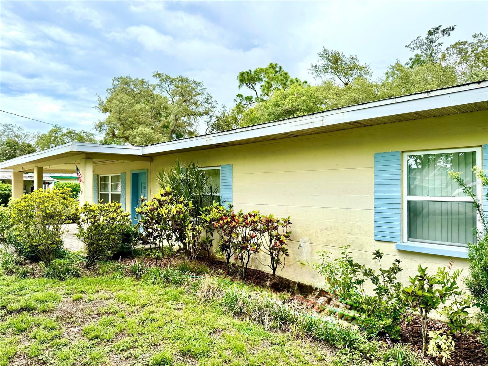 3575 LAKE HIGHLAND DRIVE