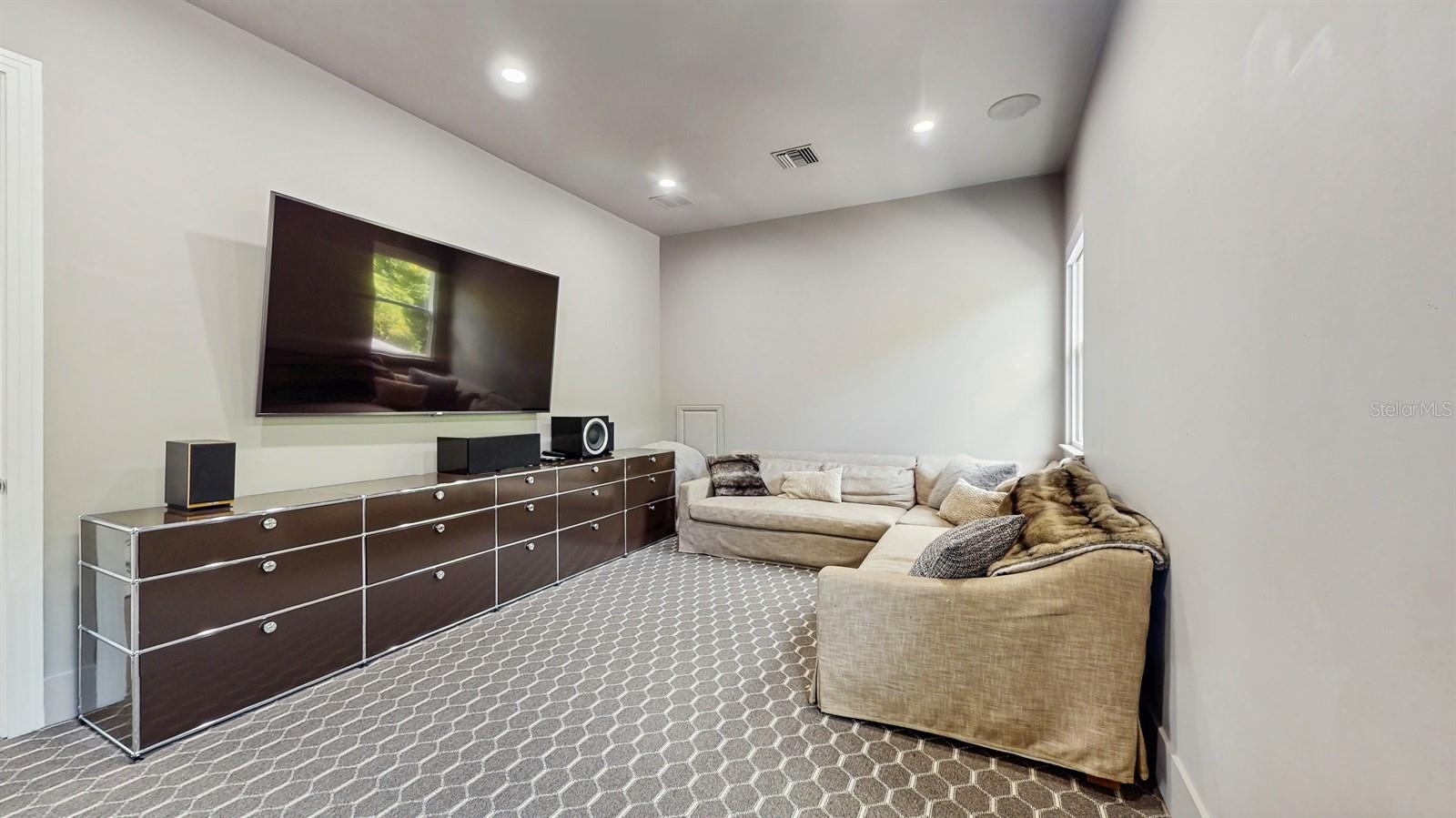 GREEN OAKS REP 02 - Residential