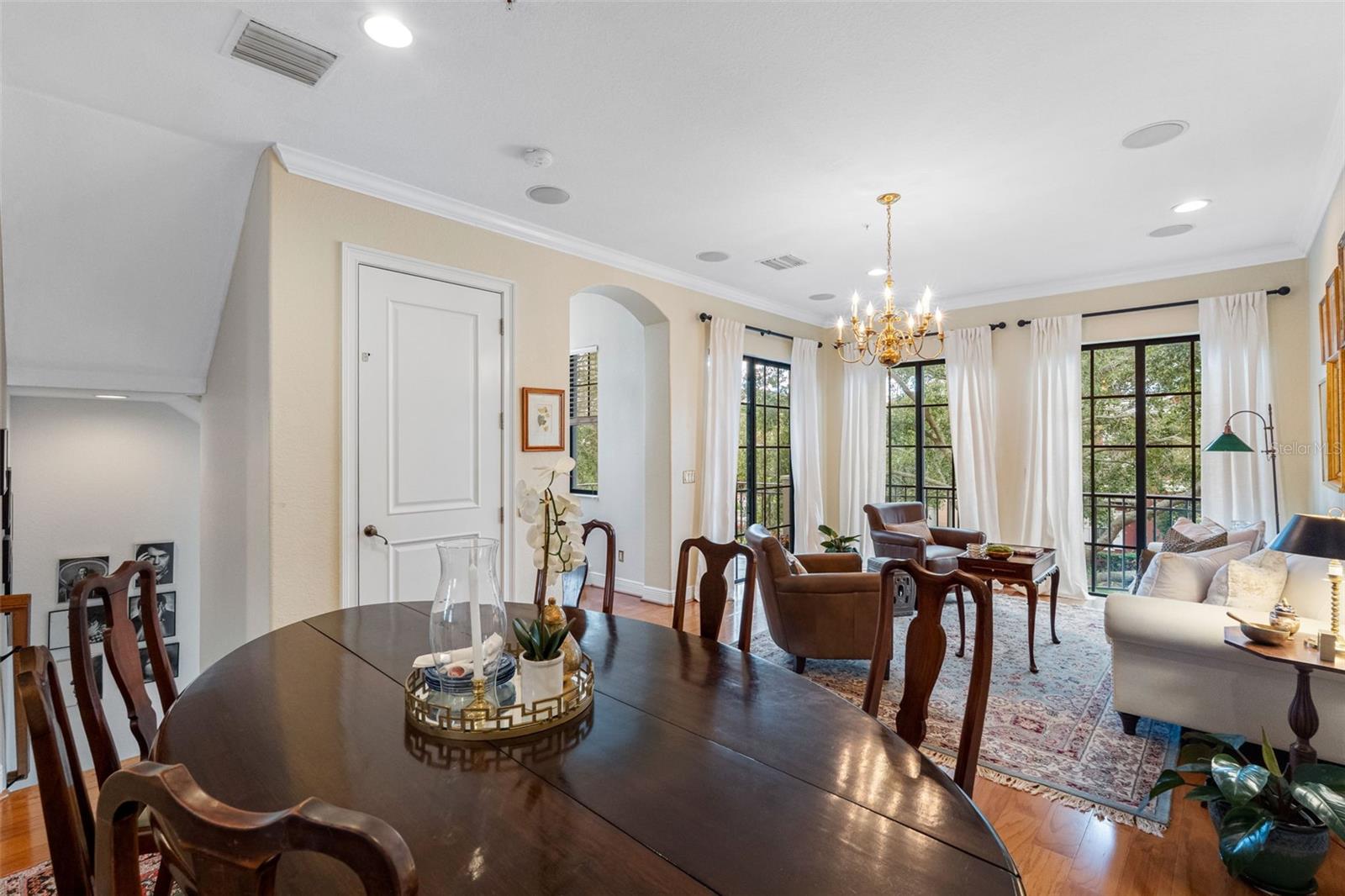 WESTSHORE YACHT CLUB TWNHMS - Residential Lease