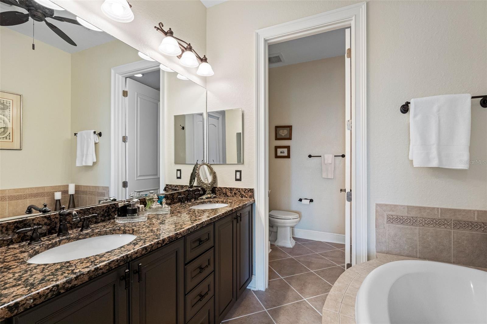 WESTSHORE YACHT CLUB TWNHMS - Residential Lease