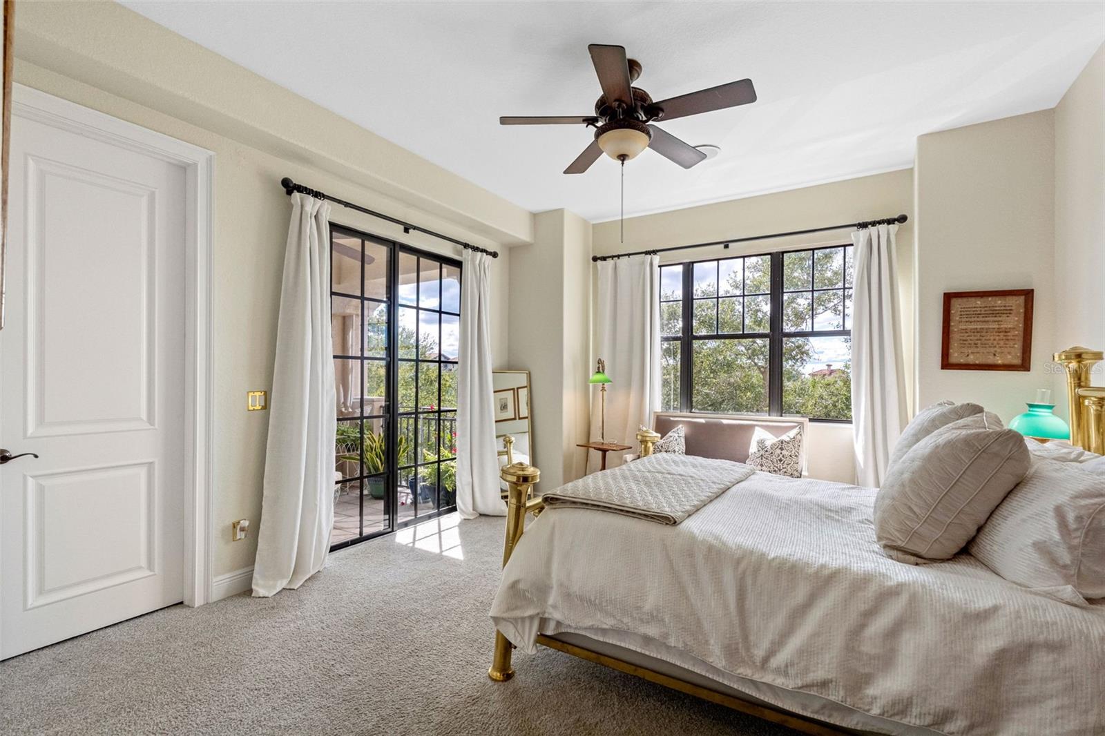 WESTSHORE YACHT CLUB TWNHMS - Residential Lease