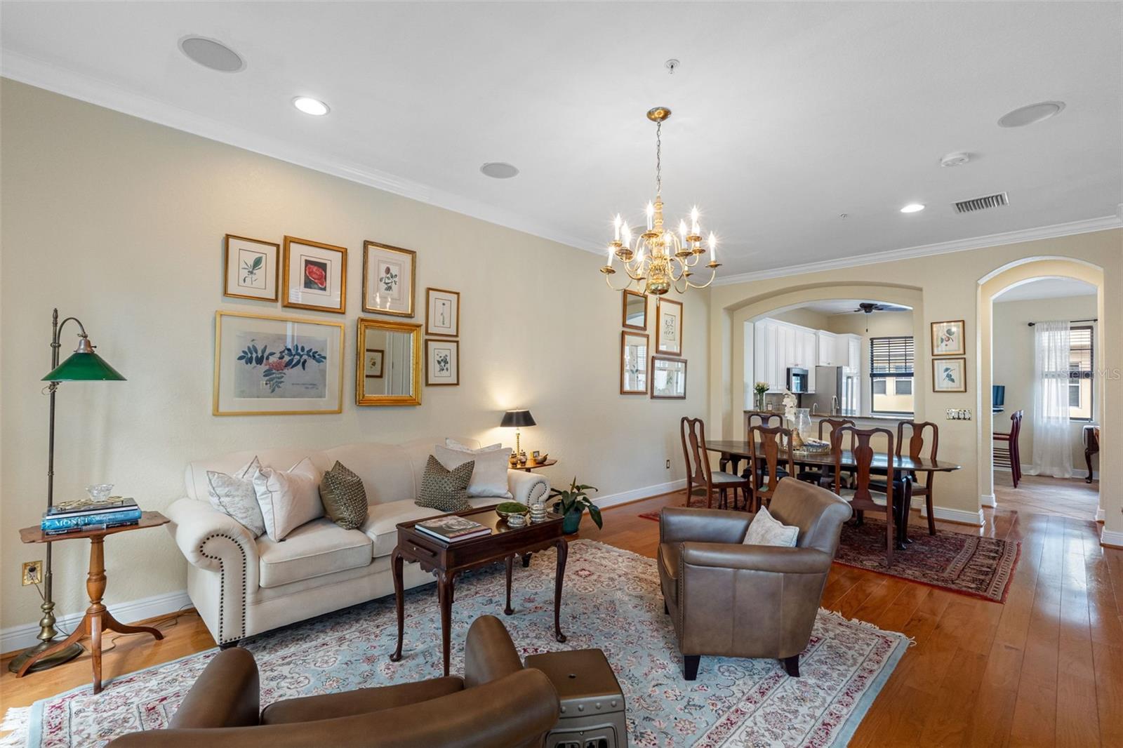 WESTSHORE YACHT CLUB TWNHMS - Residential Lease