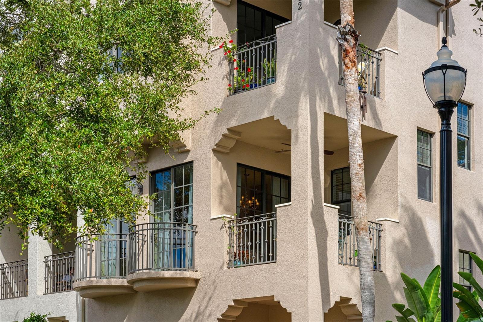 WESTSHORE YACHT CLUB TWNHMS - Residential Lease