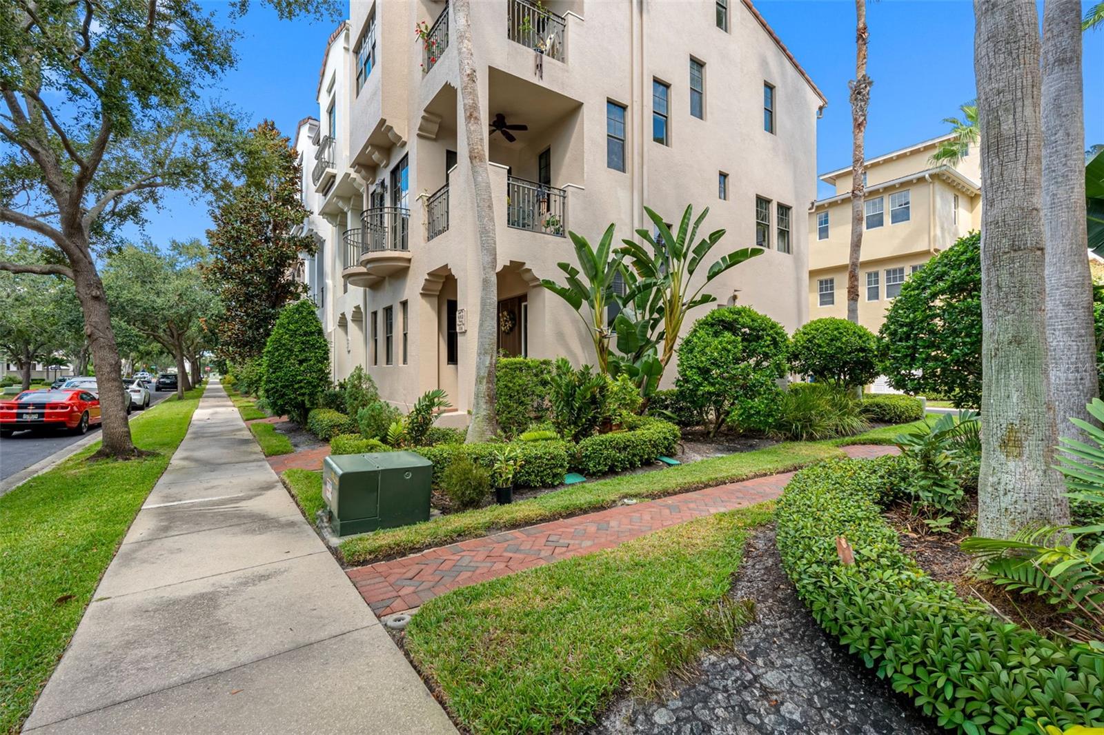 WESTSHORE YACHT CLUB TWNHMS - Residential Lease