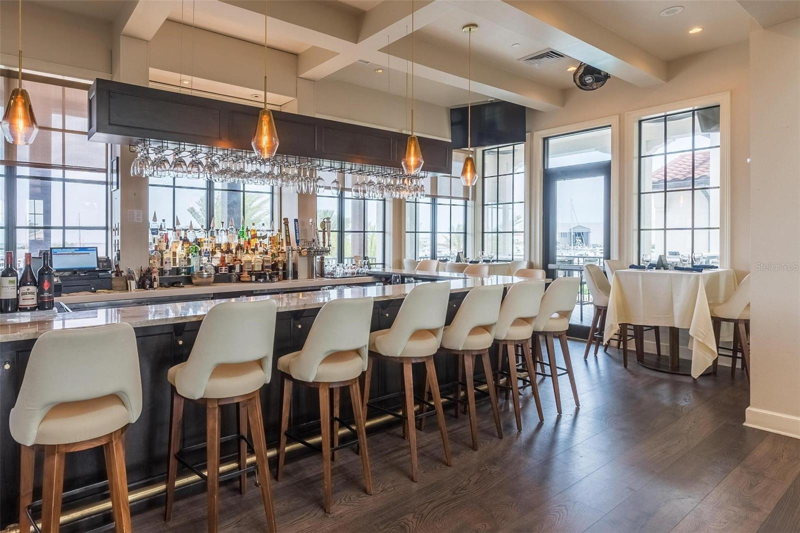 WESTSHORE YACHT CLUB TWNHMS - Residential Lease