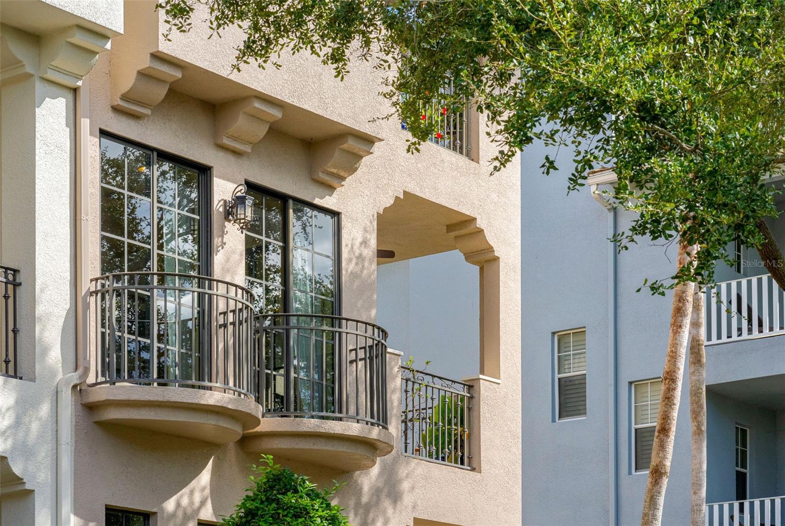 WESTSHORE YACHT CLUB TWNHMS - Residential Lease