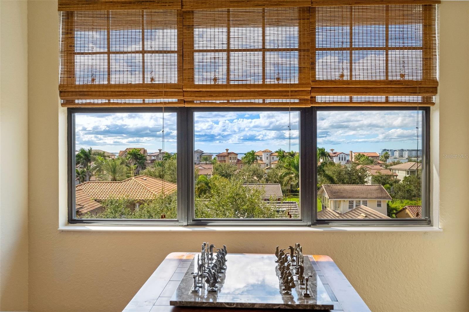 WESTSHORE YACHT CLUB TWNHMS - Residential Lease