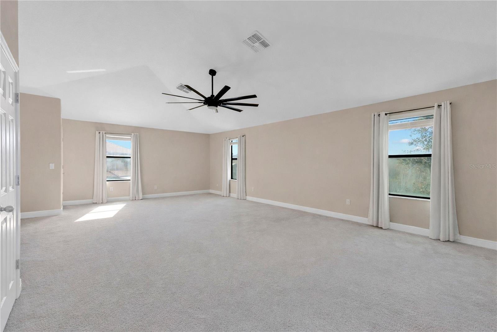 TERRALARGO PH II - Residential