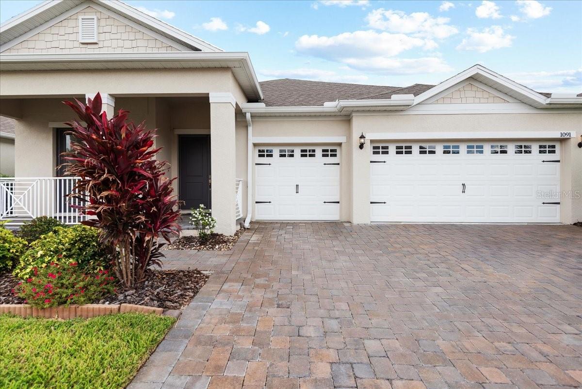 1091 WOOD DALE CIRCLE