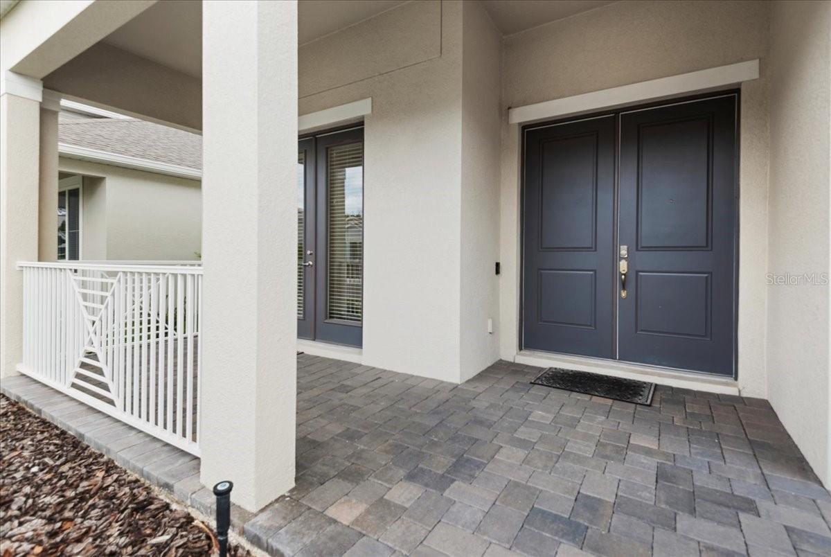 1091 WOOD DALE CIRCLE