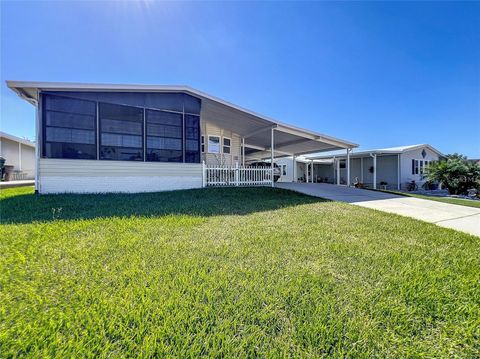 A home in LAKELAND