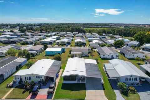 A home in LAKELAND