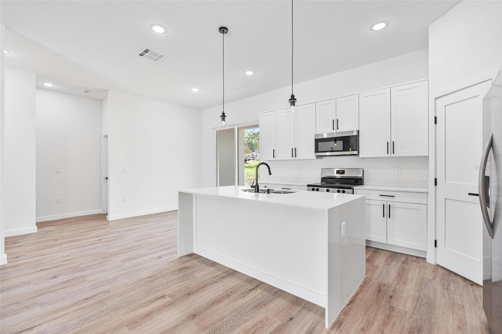 CITRUS SPGS UNIT 13 - Residential