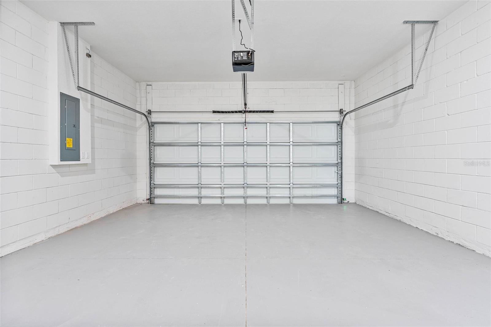 CITRUS SPGS UNIT 13 - Residential