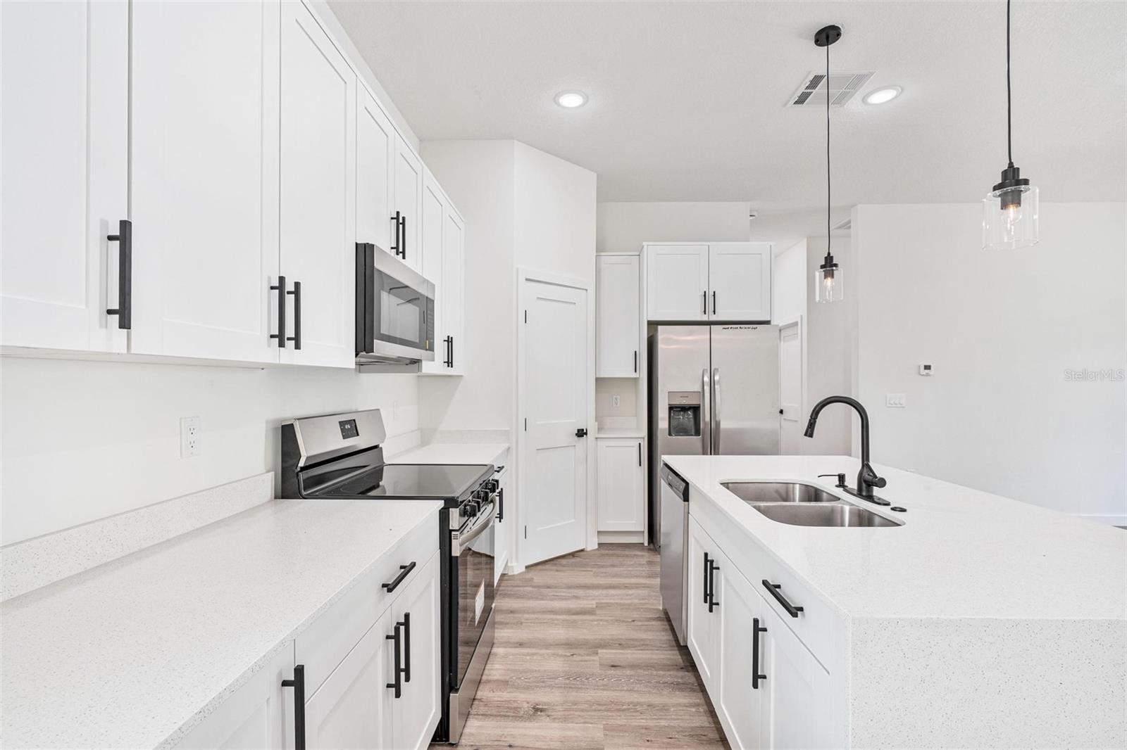 CITRUS SPGS UNIT 13 - Residential