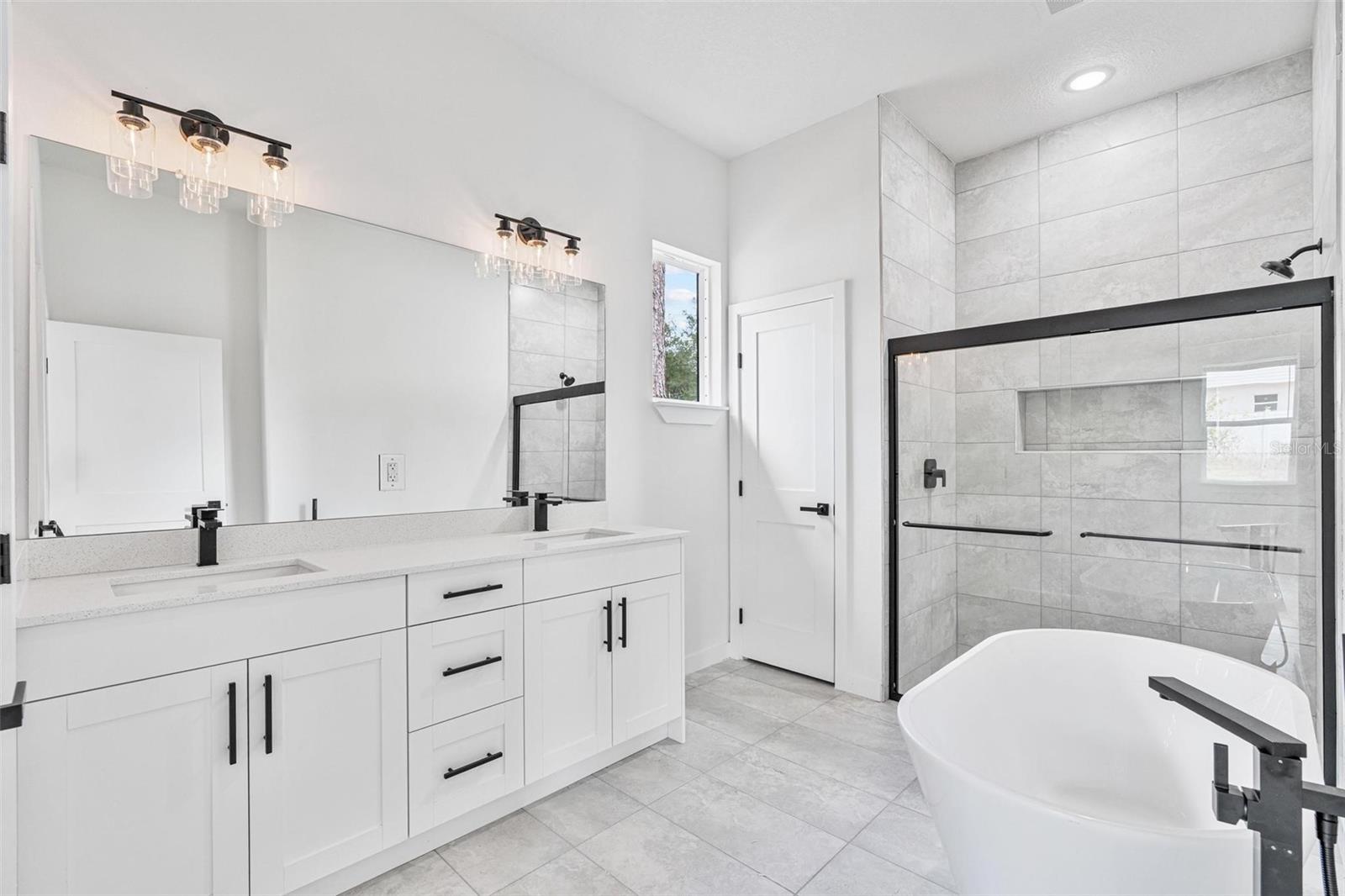 CITRUS SPGS UNIT 13 - Residential