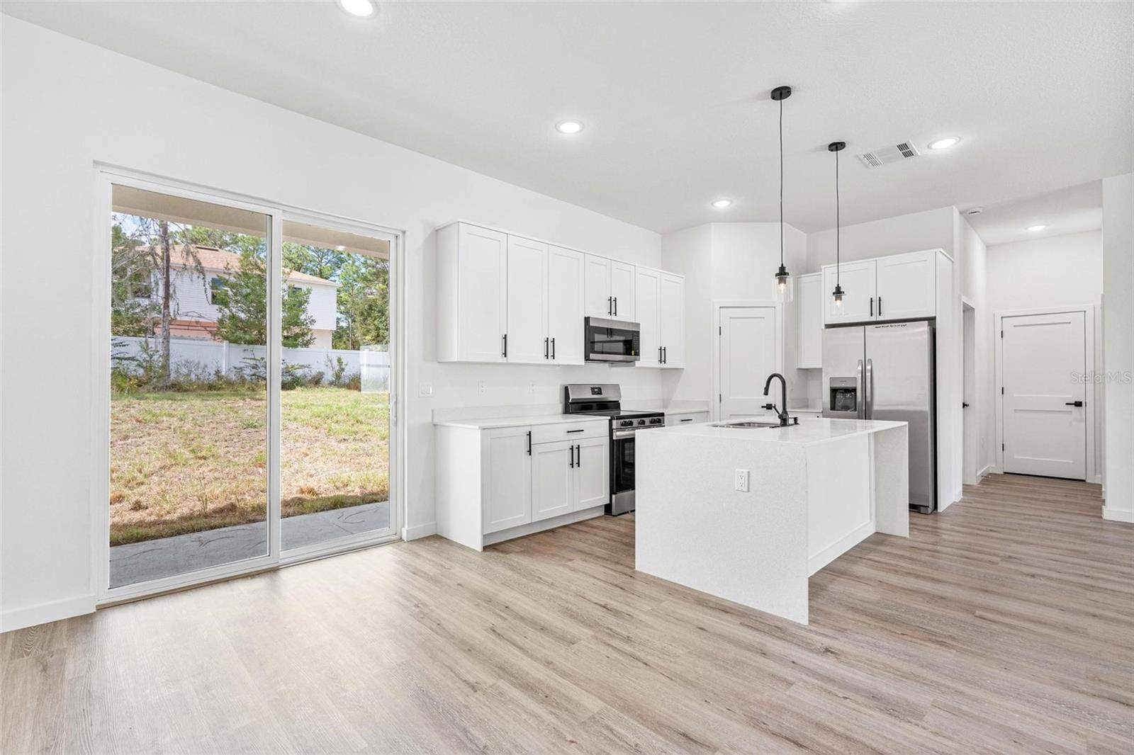 CITRUS SPGS UNIT 13 - Residential