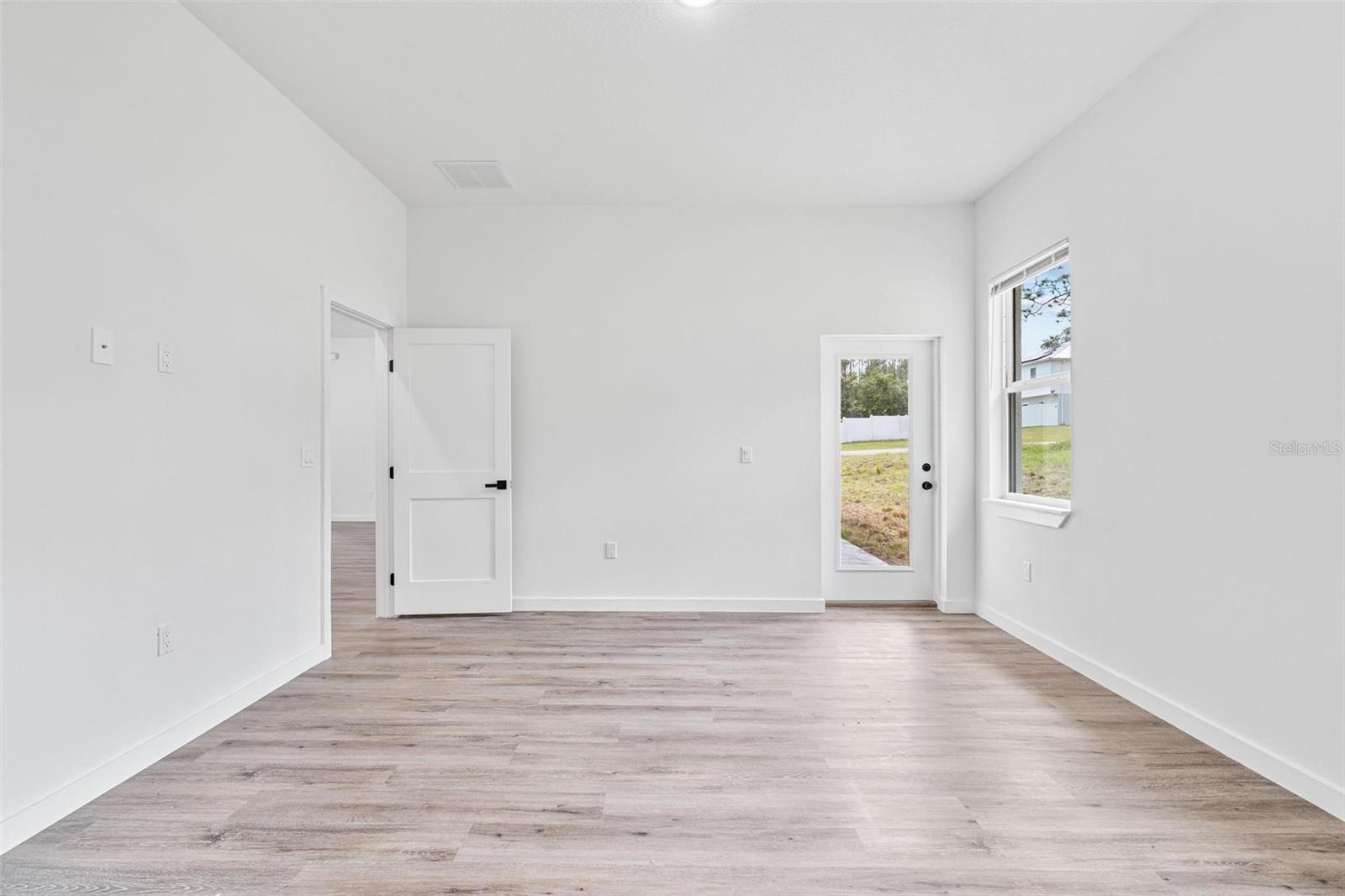 CITRUS SPGS UNIT 13 - Residential