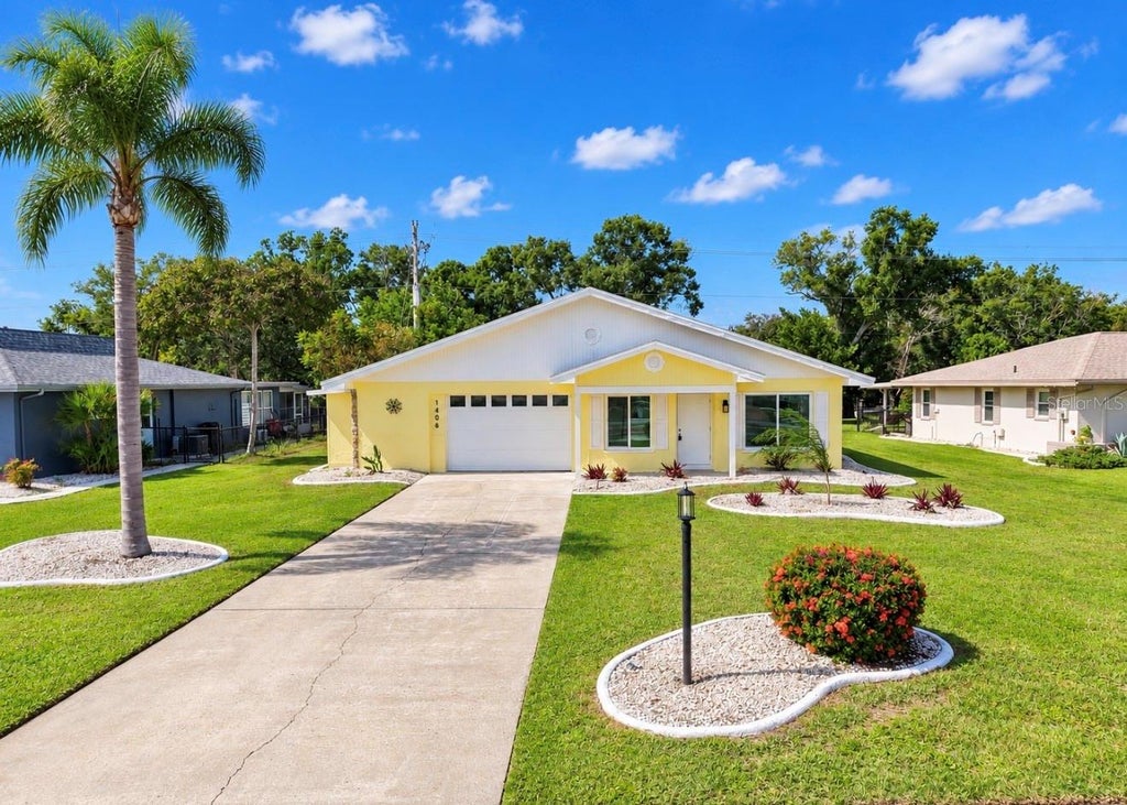 Photo of 1406 W Del Webb Boulevard, Sun City Center, FL 33573 (MLS # A4710446)