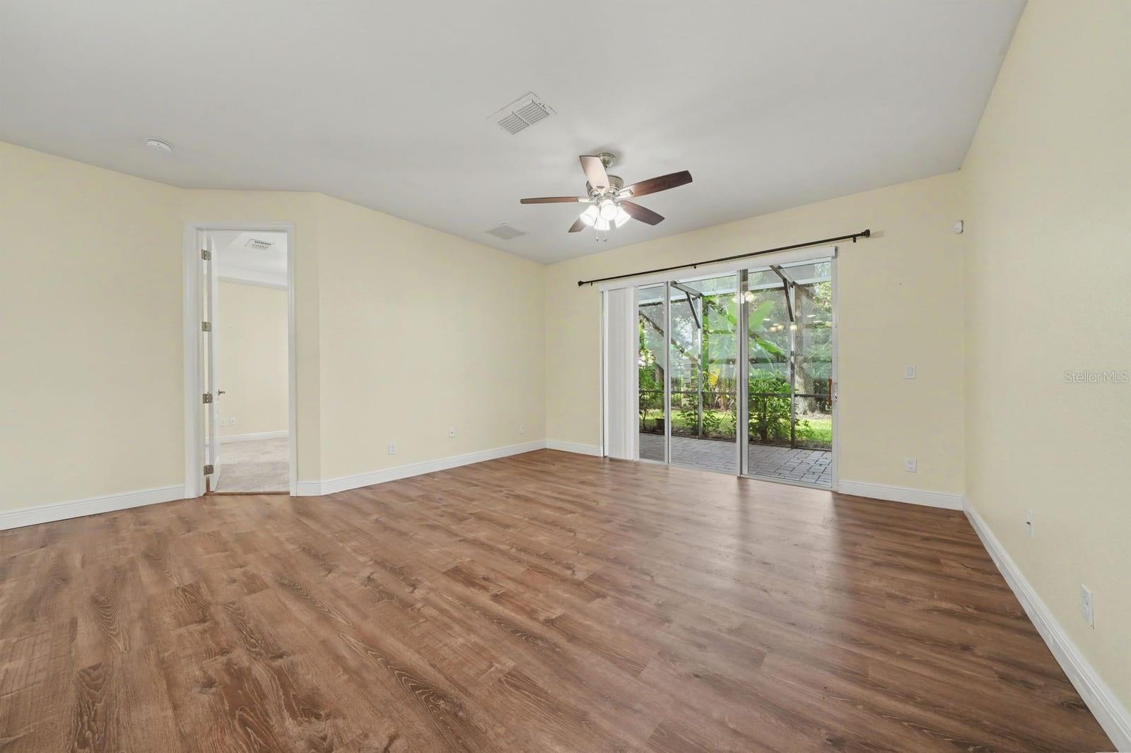 Casas a venda 3 - Jen Dantas 10329 BELFRY CIRCLE
