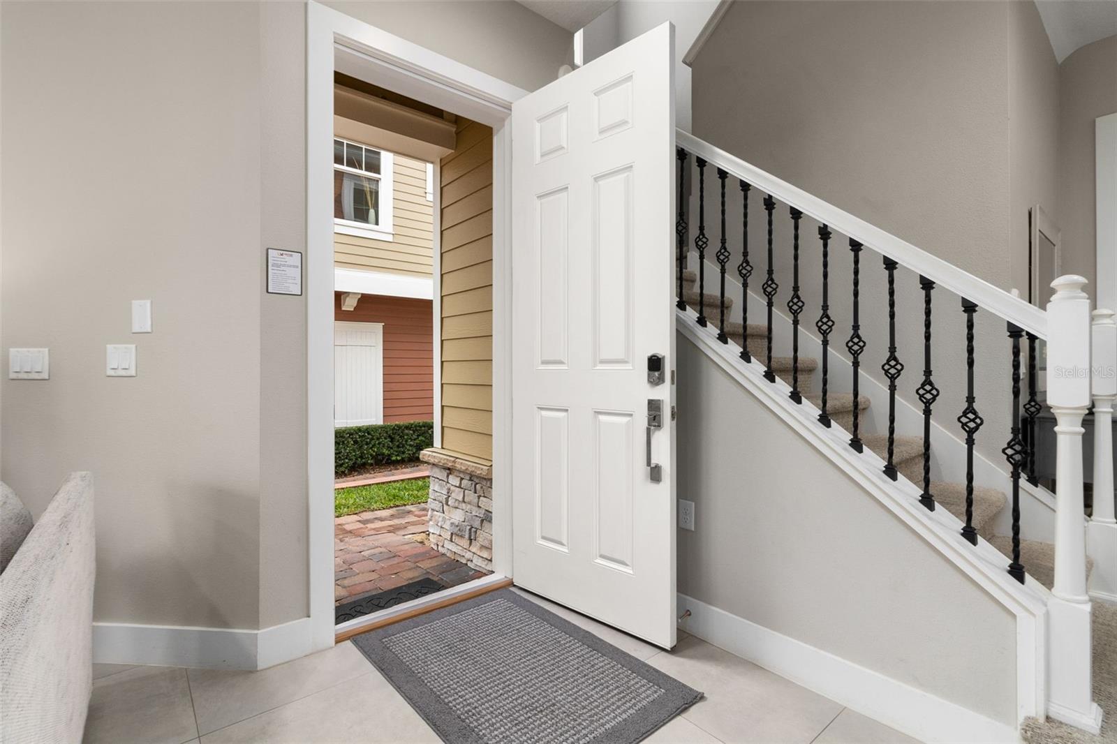 7585 SUNNY DREAMS LANE