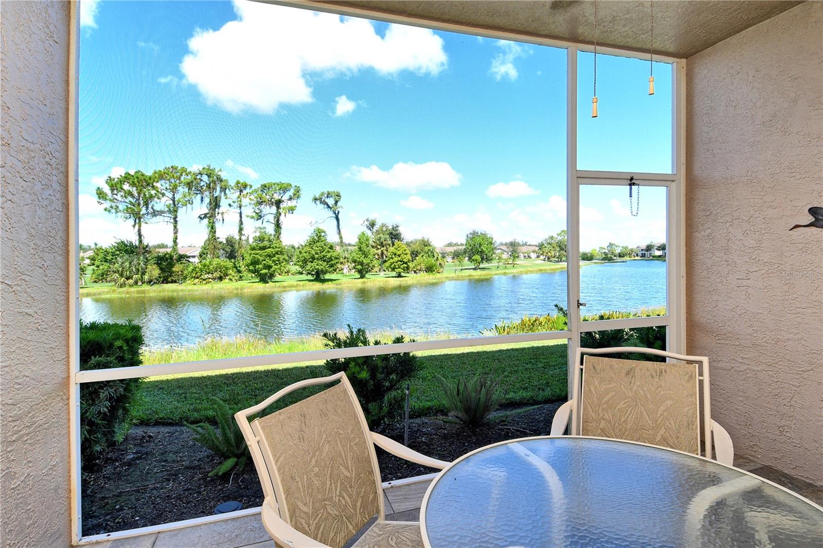 HERITAGE OAKS GOLF & COUNTRY CLUB - Residential