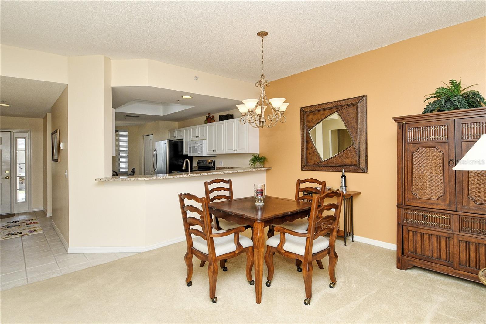 HERITAGE OAKS GOLF & COUNTRY CLUB - Residential