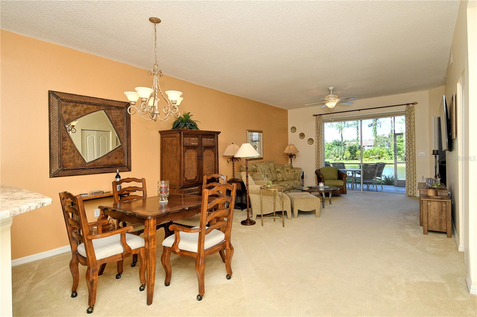 HERITAGE OAKS GOLF & COUNTRY CLUB - Residential