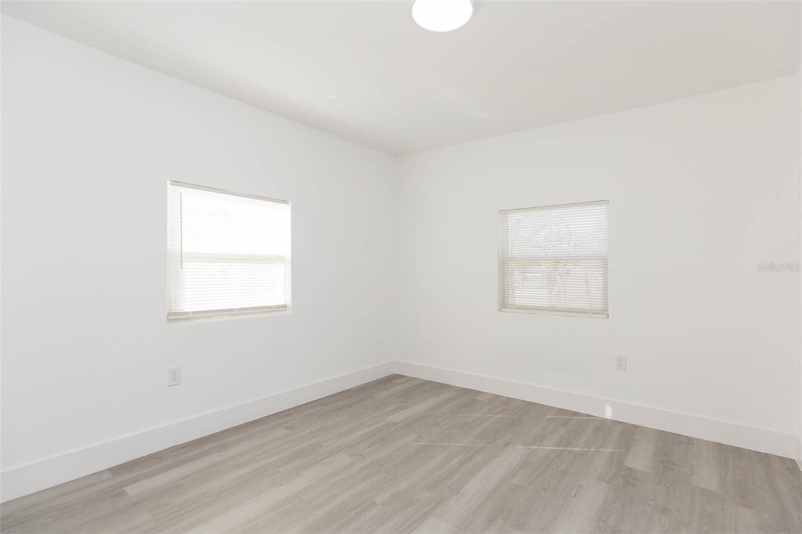 45M | SULPHUR SPRINGS ADDITION - Residential