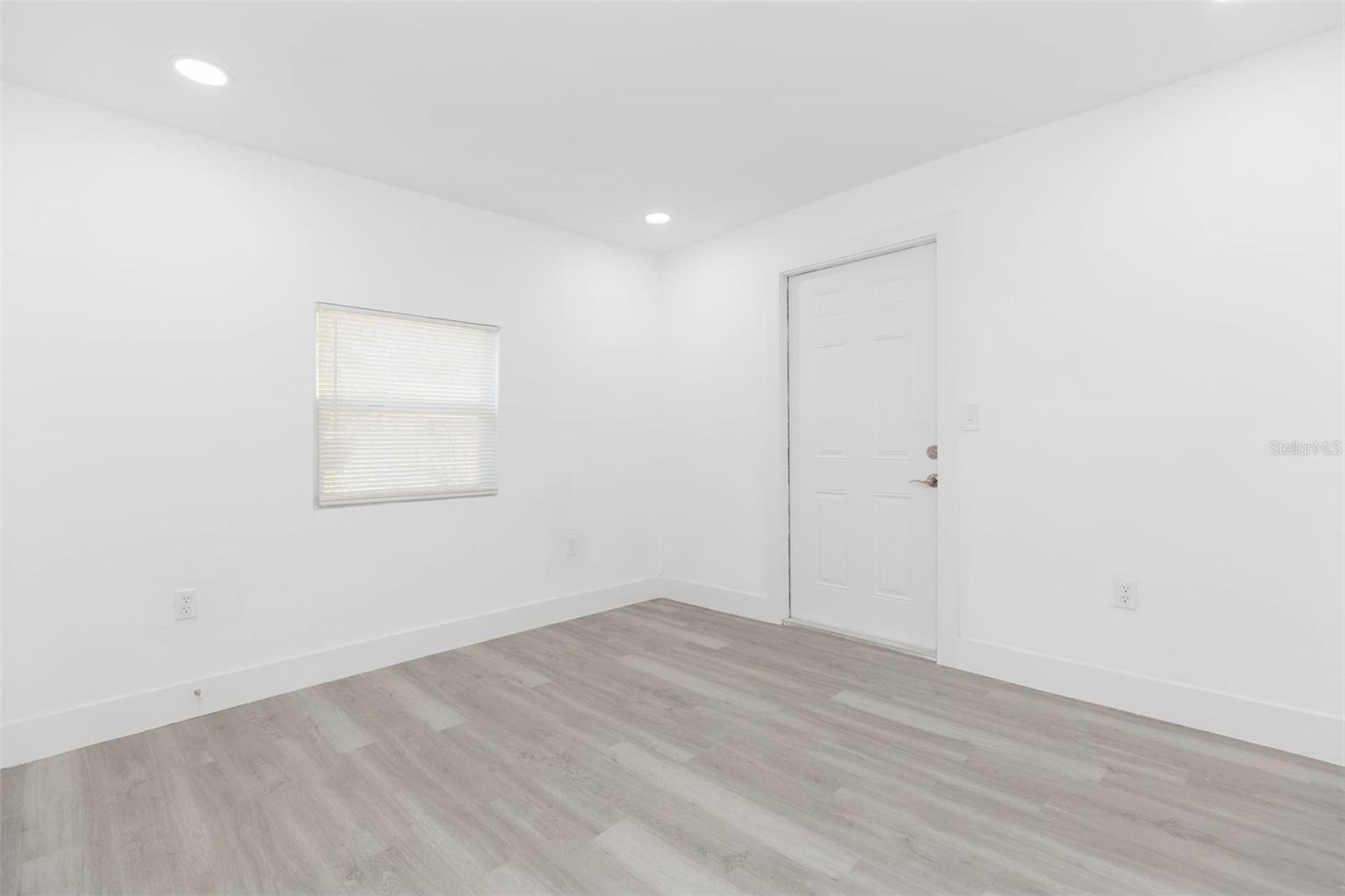 45M | SULPHUR SPRINGS ADDITION - Residential