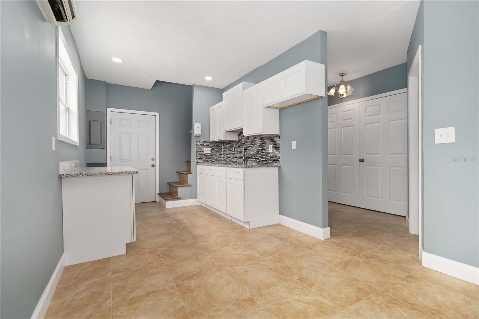 RIVER BREEZE ACRES UNIT 02 - Residential