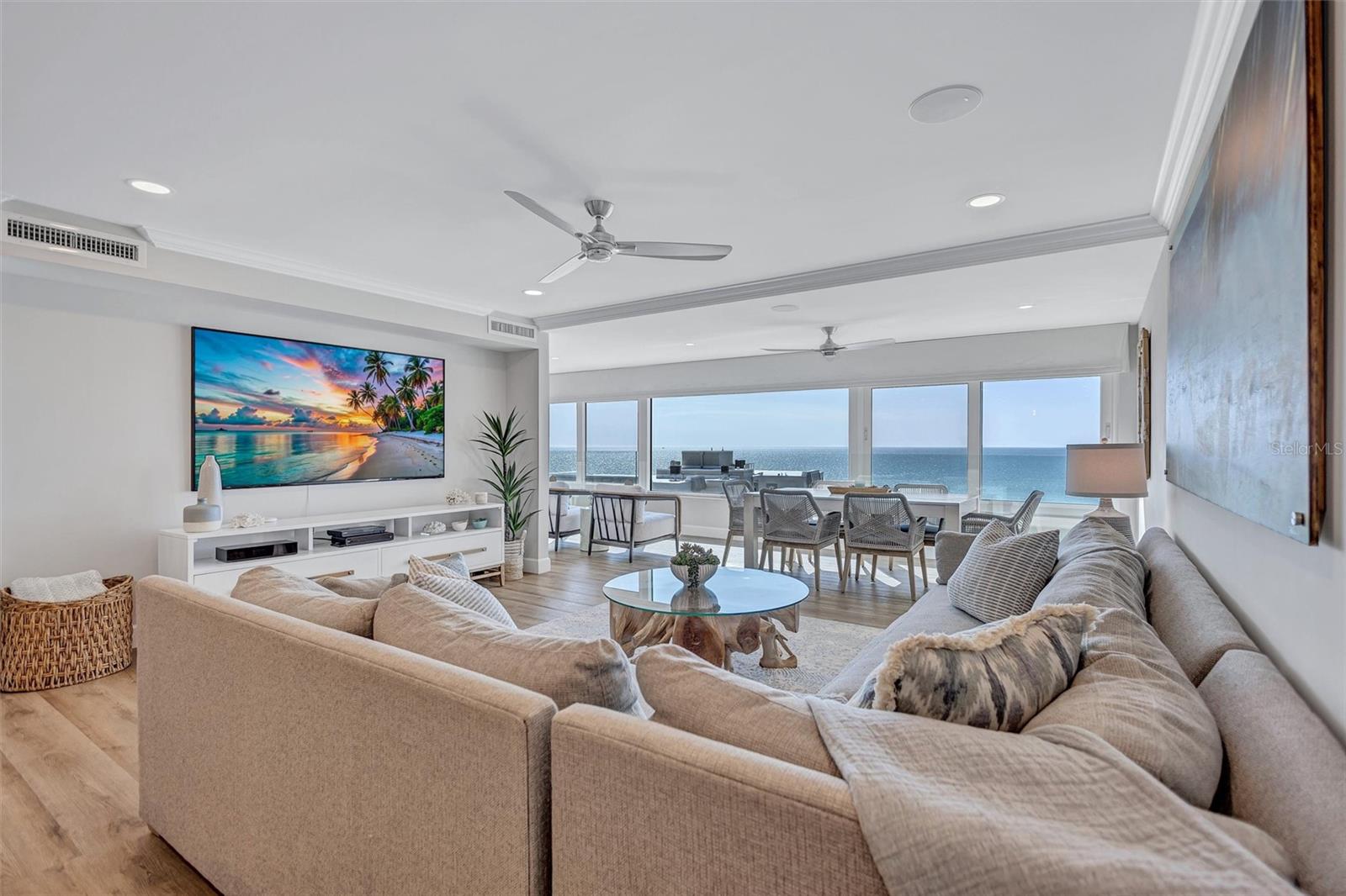 HORIZONS WEST - Residential