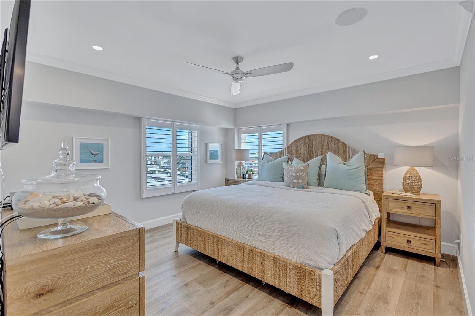 HORIZONS WEST - Residential