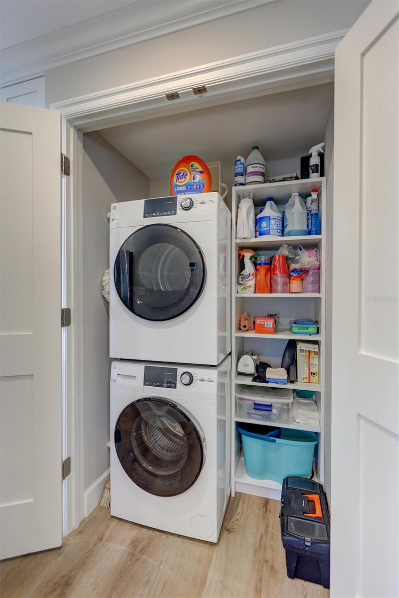 HORIZONS WEST - Residential