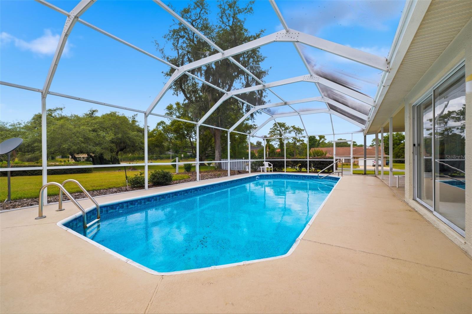 EAST LINDEN ESTATE - Residential