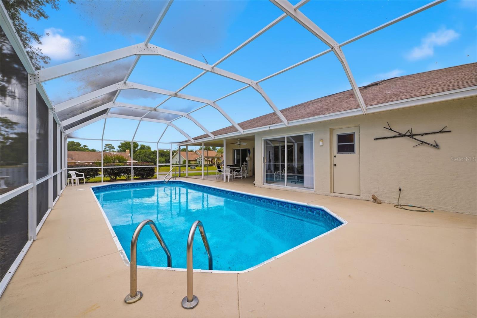 EAST LINDEN ESTATE - Residential