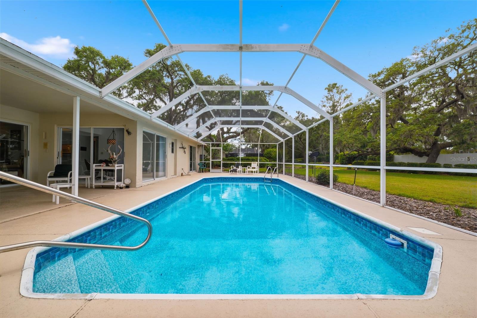 EAST LINDEN ESTATE - Residential